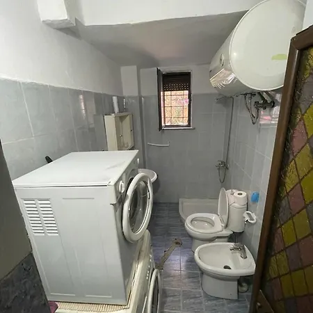 Cozy Haven In The Popular Area In The City!!! *